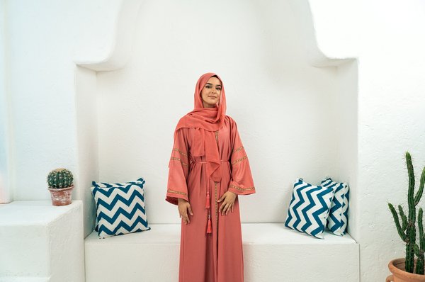 Sous-abaya : élégance et confort pour toutes les occasions